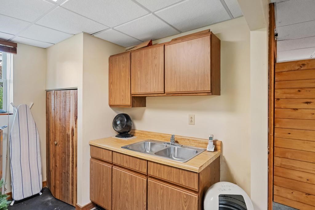8555 W Stutsmanville Road Harbor Springs MI 49740