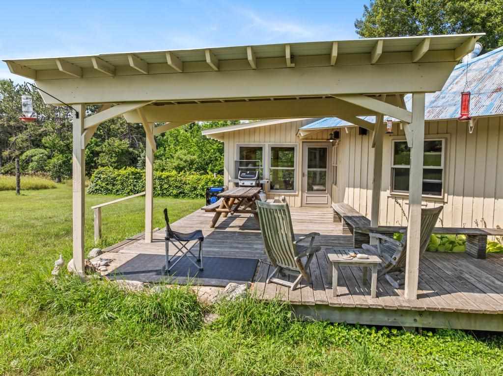 8555 W Stutsmanville Road Harbor Springs MI 49740