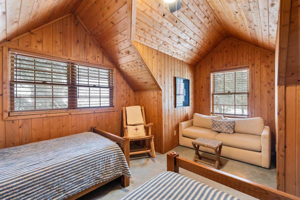 460 Brien Lane Indian River MI 49749