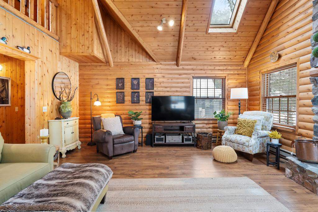 460 Brien Lane Indian River MI 49749