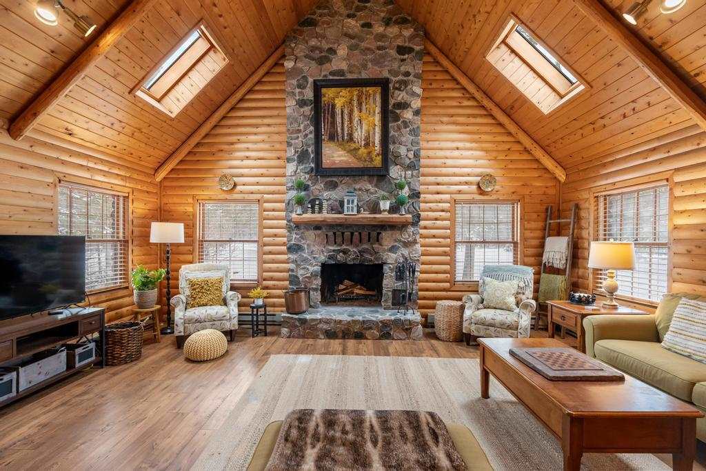 460 Brien Lane Indian River MI 49749