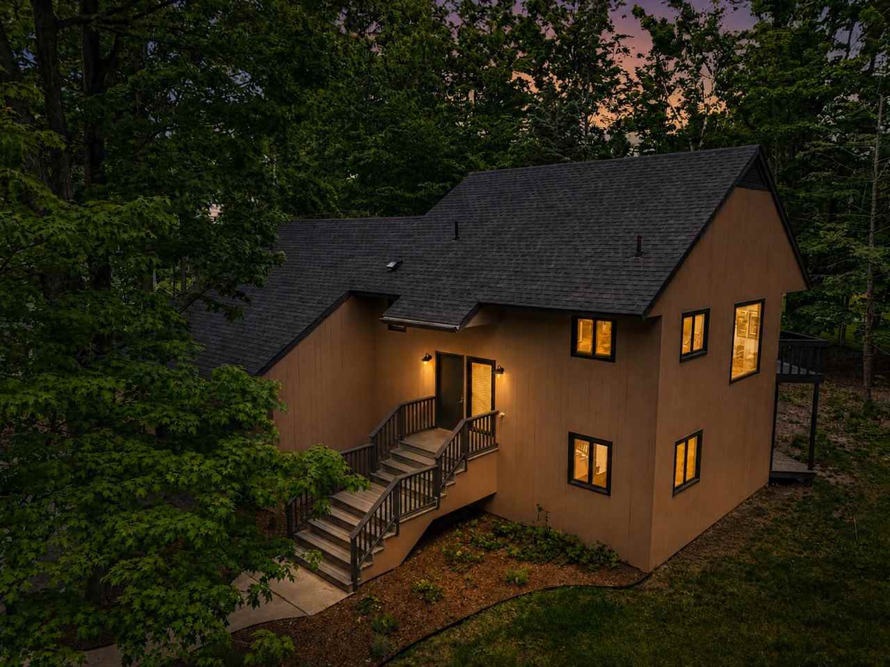 2096 Pinecrest Street Harbor Springs MI 49740