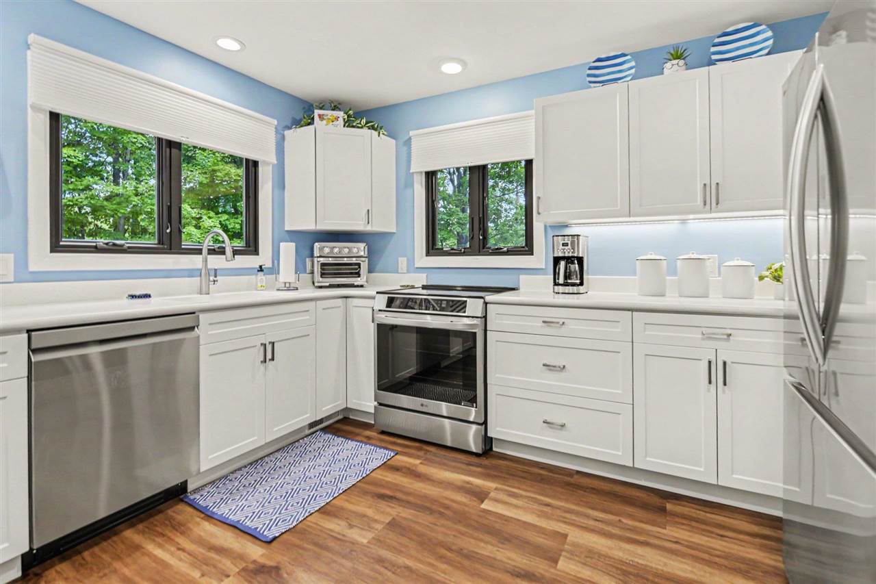 2096 Pinecrest Street Harbor Springs MI 49740