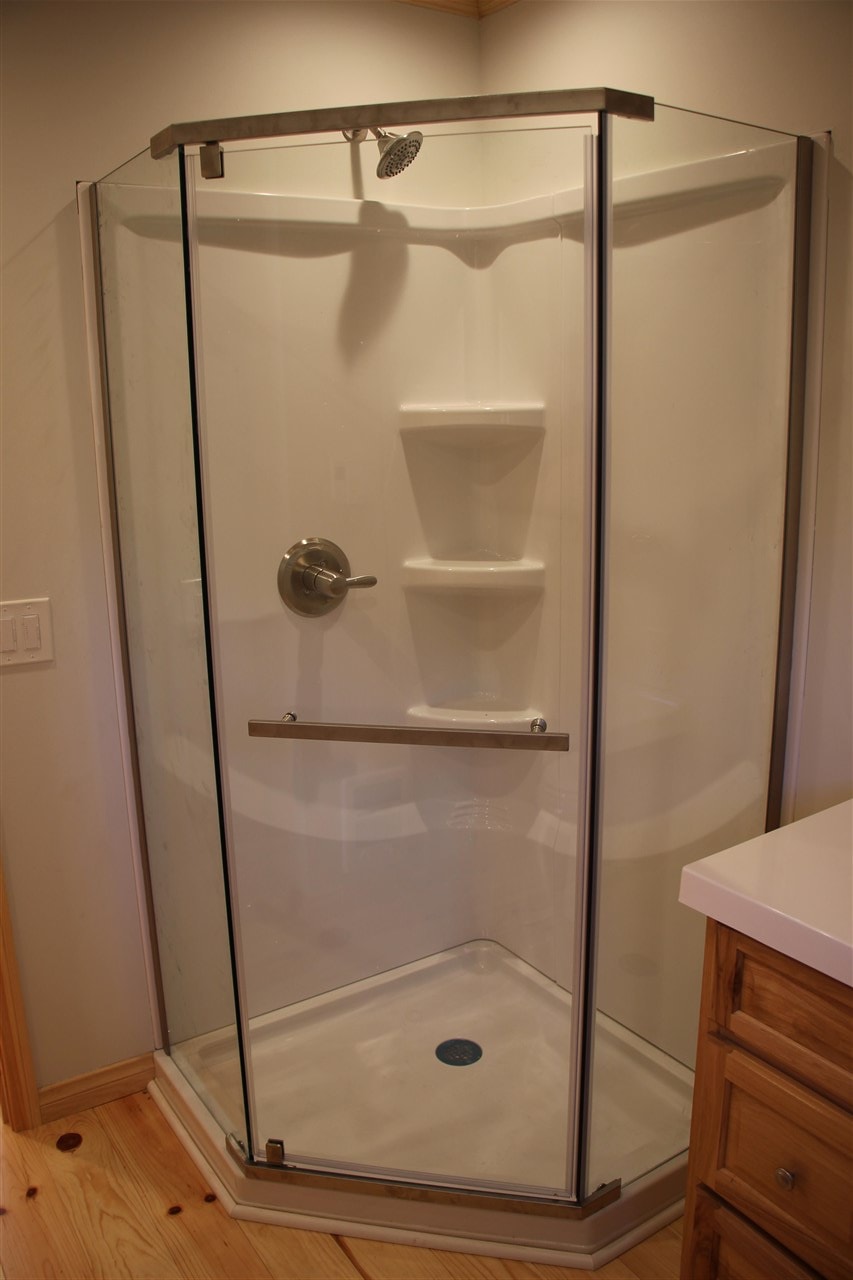 6538 N Lake Shore Drive Harbor Springs MI 49740