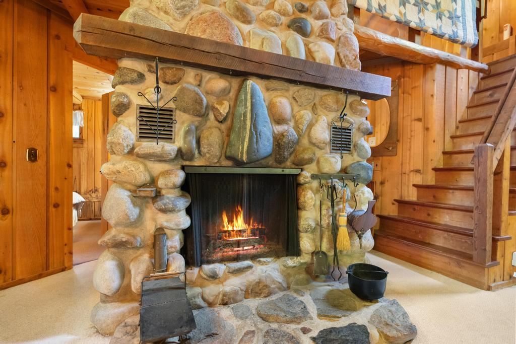 9770 Hemlock Trail Harbor Springs MI 49740