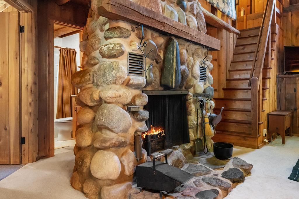 9770 Hemlock Trail Harbor Springs MI 49740