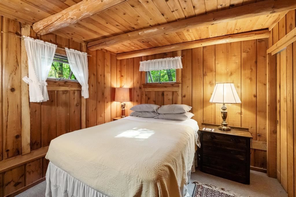 9770 Hemlock Trail Harbor Springs MI 49740