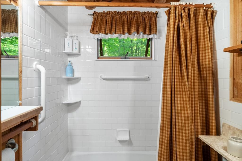 9770 Hemlock Trail Harbor Springs MI 49740