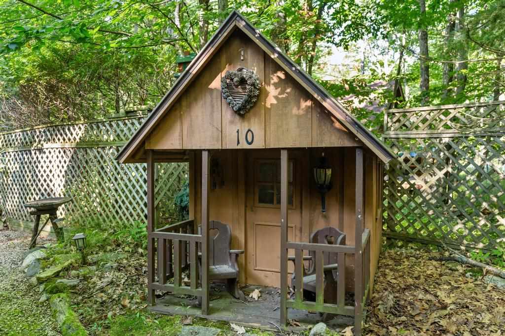9770 Hemlock Trail Harbor Springs MI 49740