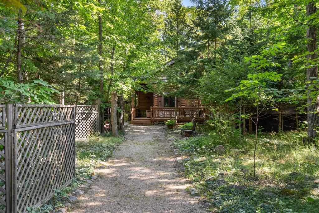 9770 Hemlock Trail Harbor Springs MI 49740