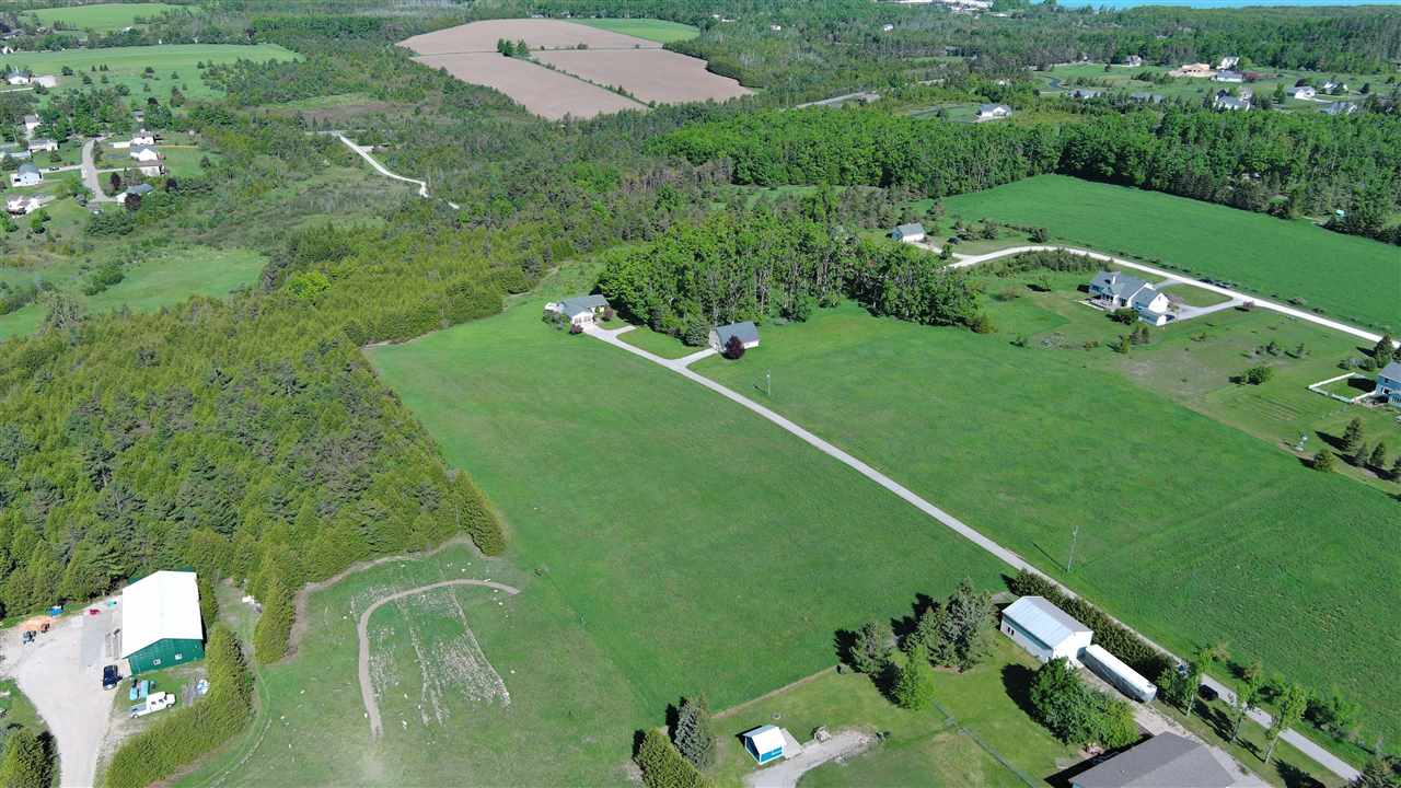 415 Alcan Drive Petoskey MI 49770