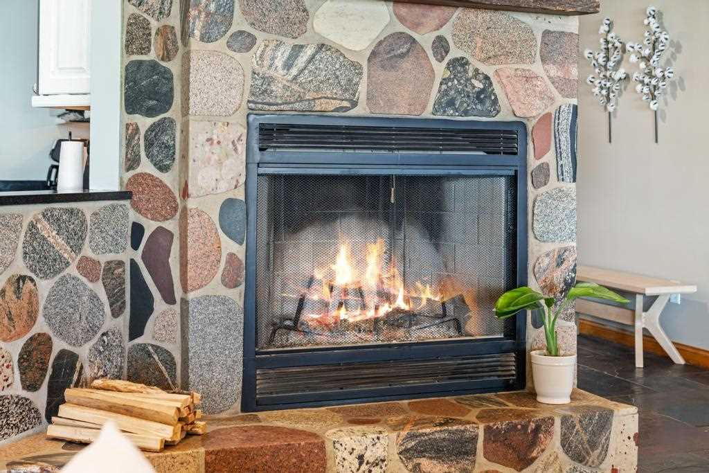 9485 Ingleside Road Levering MI 49755