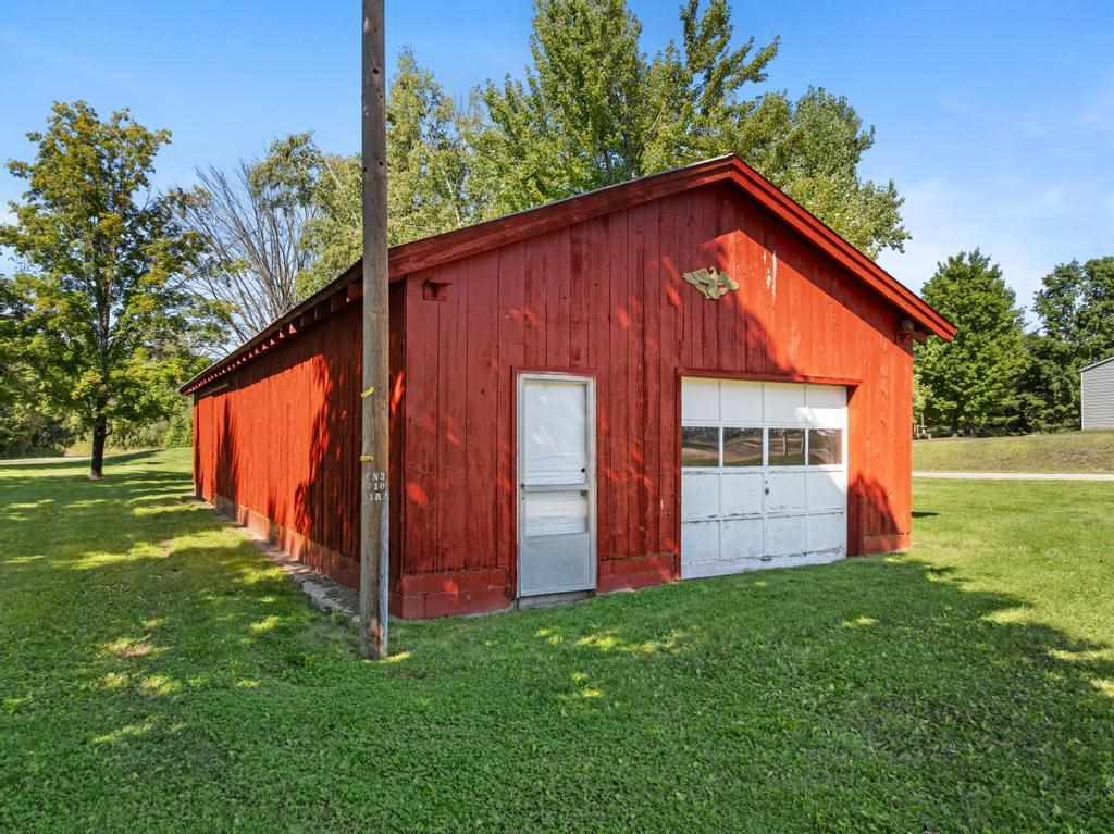 9485 Ingleside Road Levering MI 49755