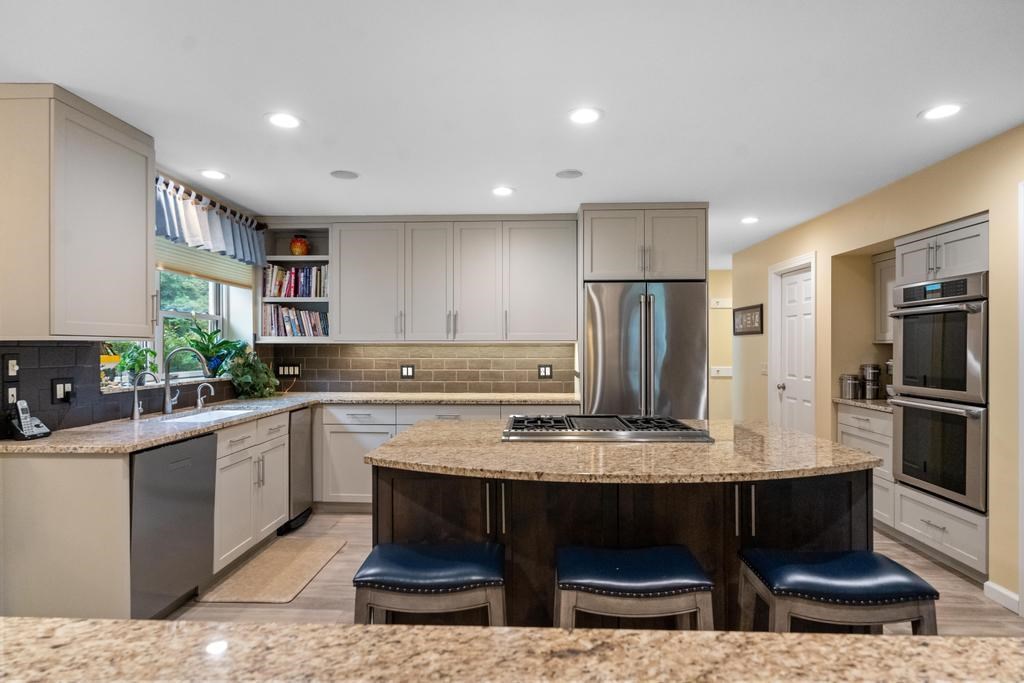 645 Woodhill Court Harbor Springs MI 49740