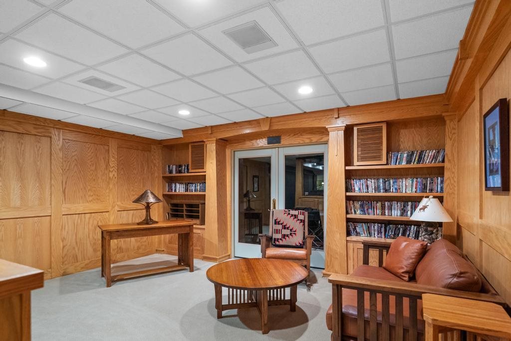 645 Woodhill Court Harbor Springs MI 49740