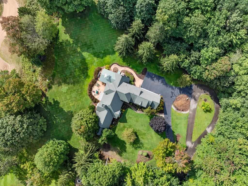 645 Woodhill Court Harbor Springs MI 49740