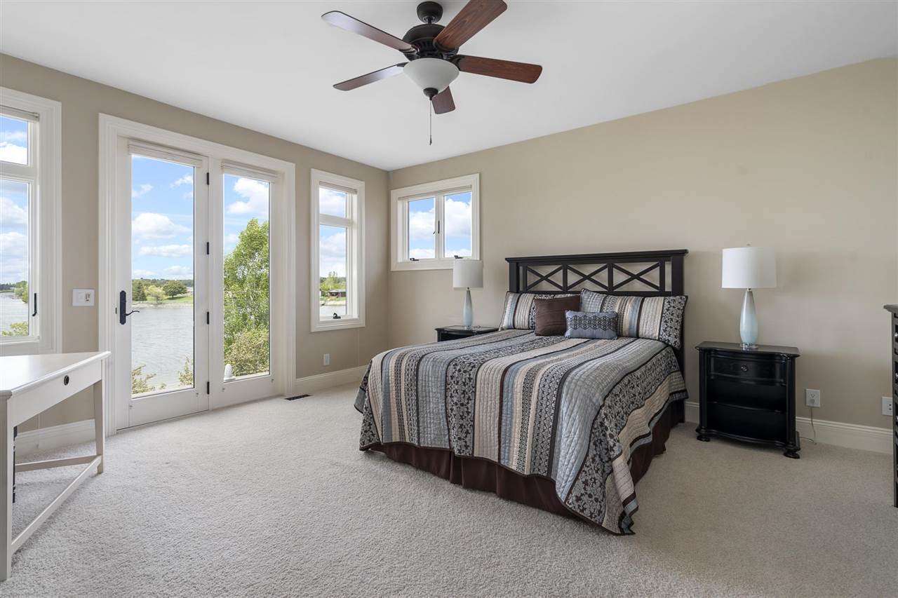 1439 Lindburgh Lane Cheboygan MI 49721