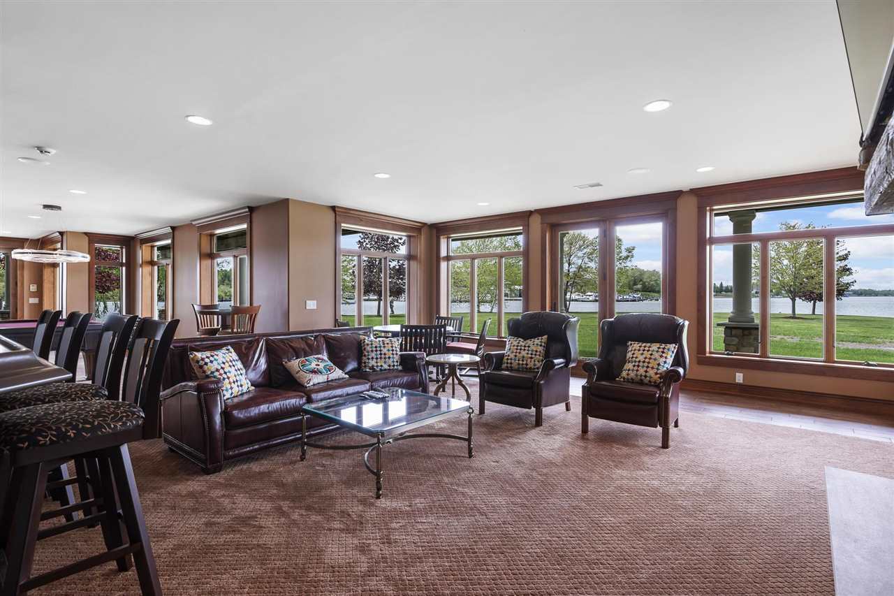 1439 Lindburgh Lane Cheboygan MI 49721