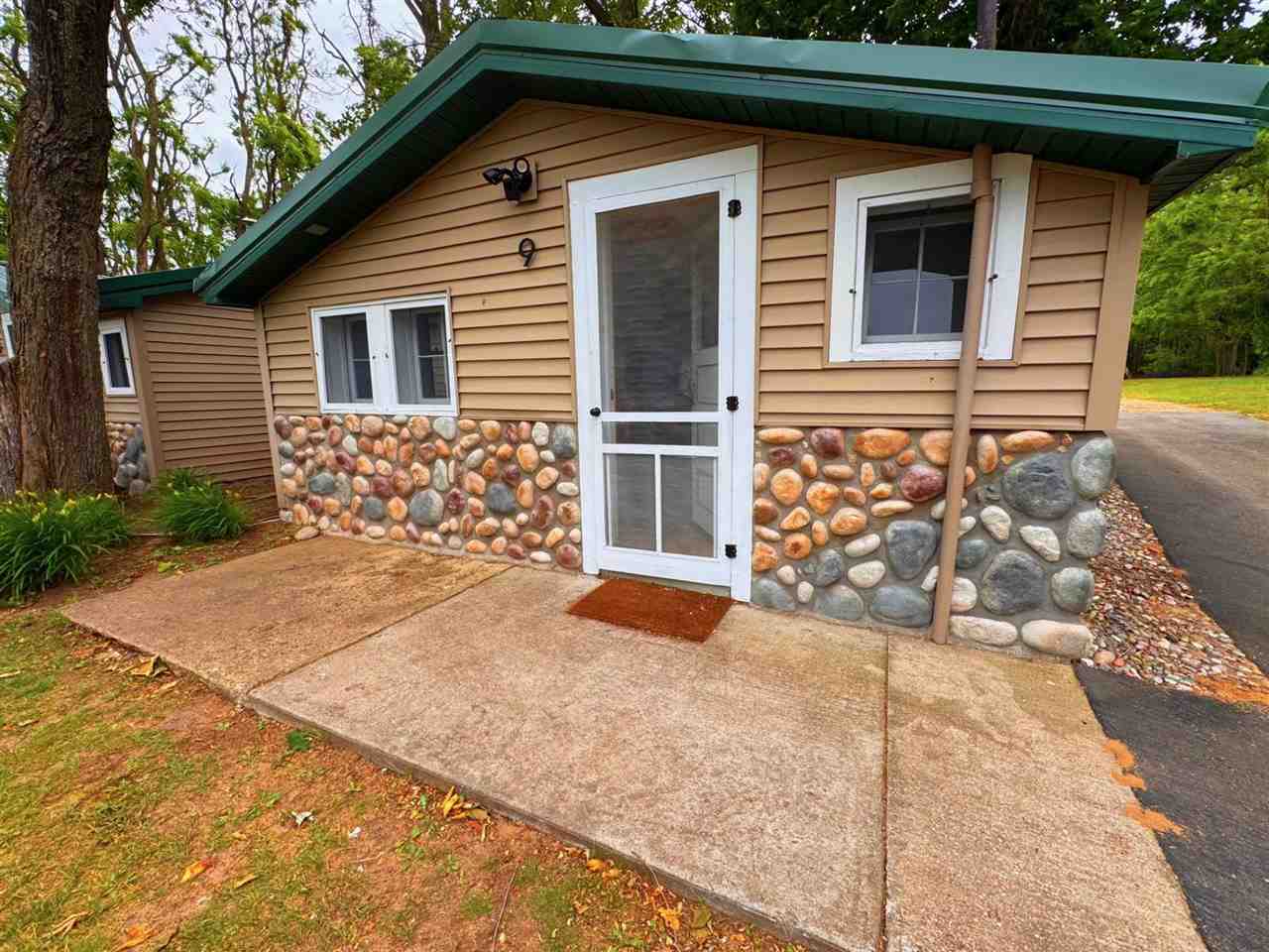 5124 #9 Beechwood Avenue Gaylord MI 49735