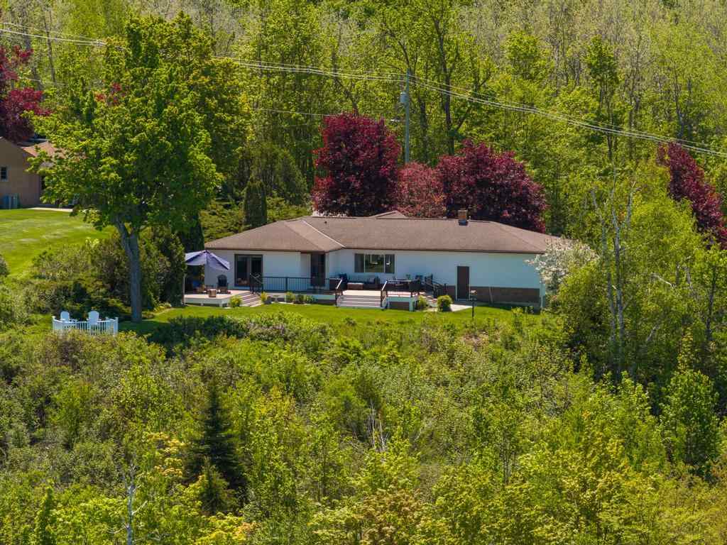2640 W Sheridan Road Petoskey MI 49770