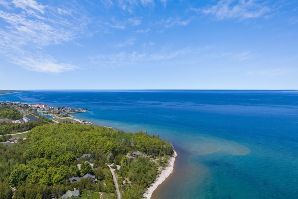 2640 W Sheridan Road Petoskey MI 49770