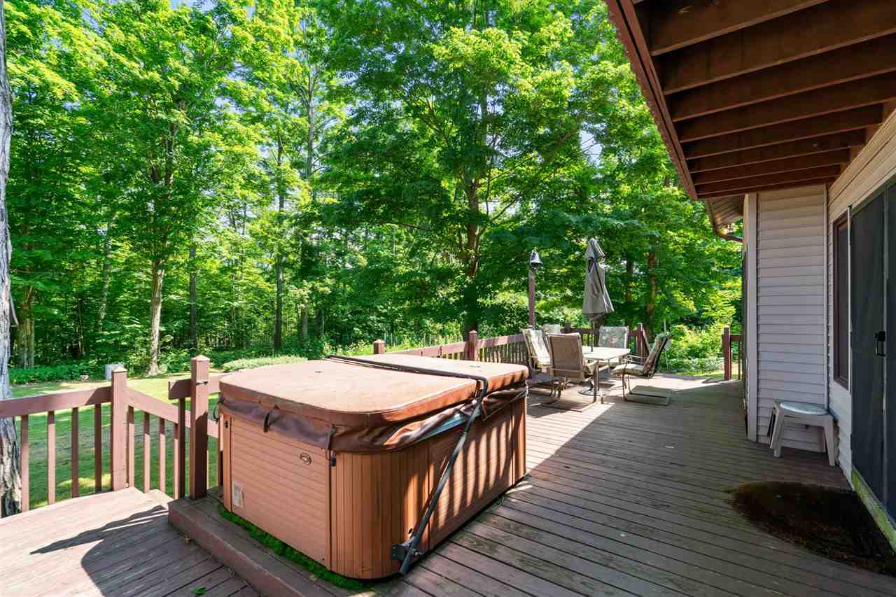 8445 Stolt Road Charlevoix MI 49720