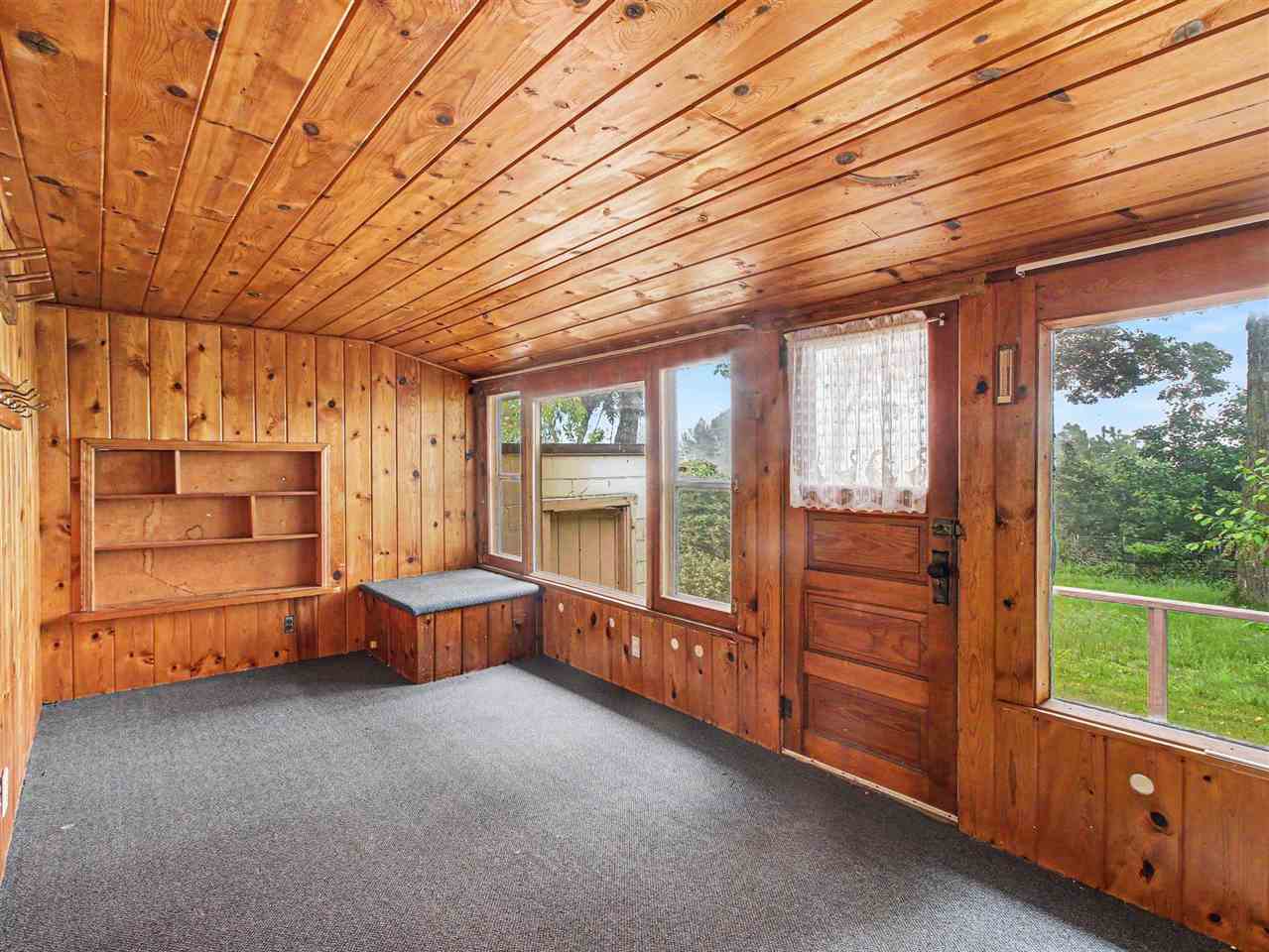 512 W Jefferson Petoskey MI 49770