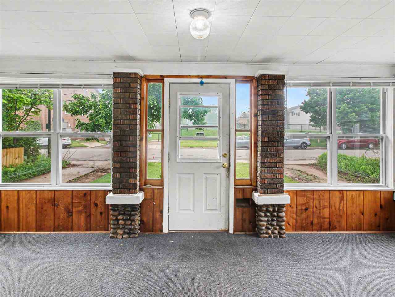 512 W Jefferson Petoskey MI 49770