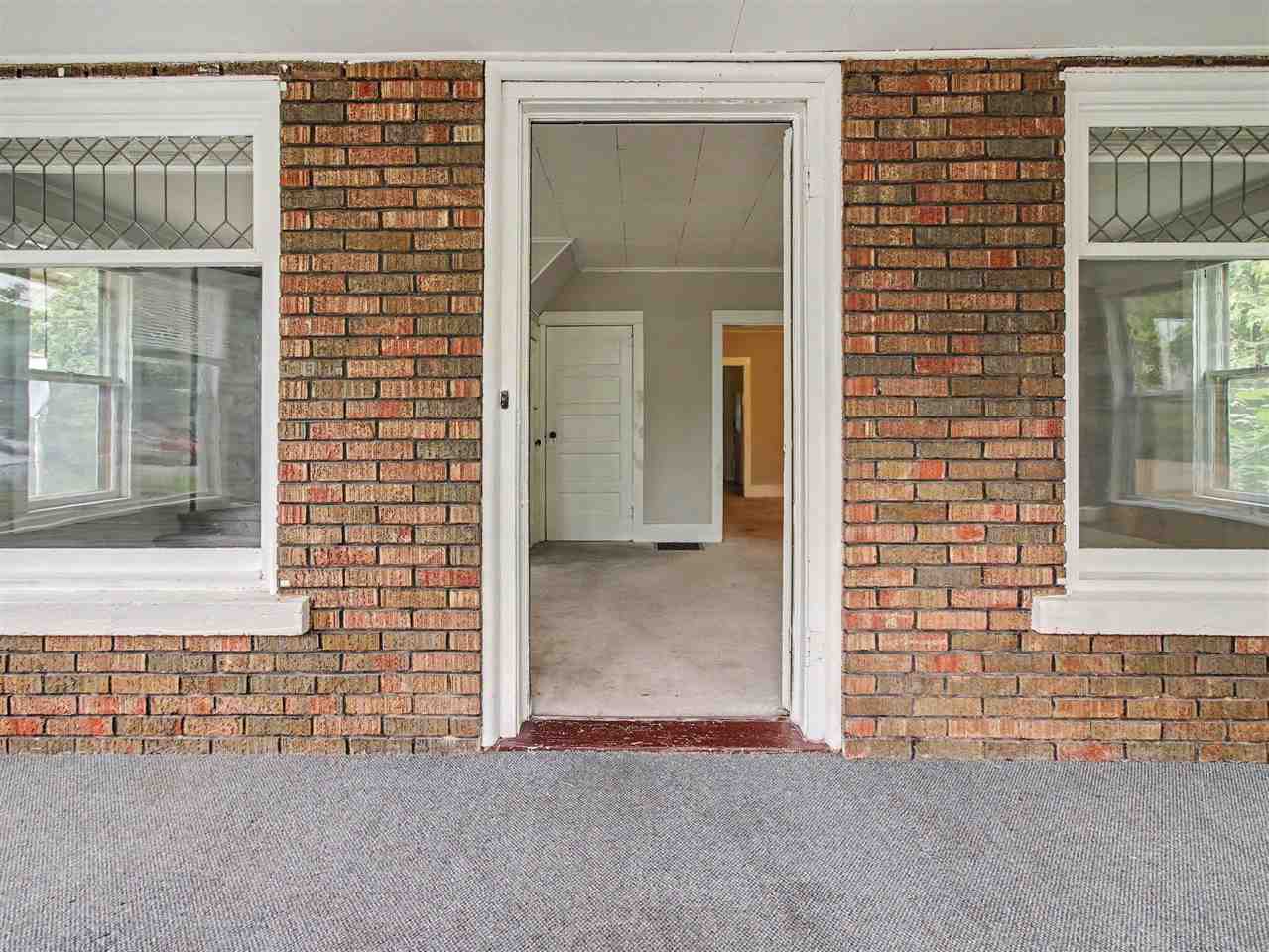 512 W Jefferson Petoskey MI 49770