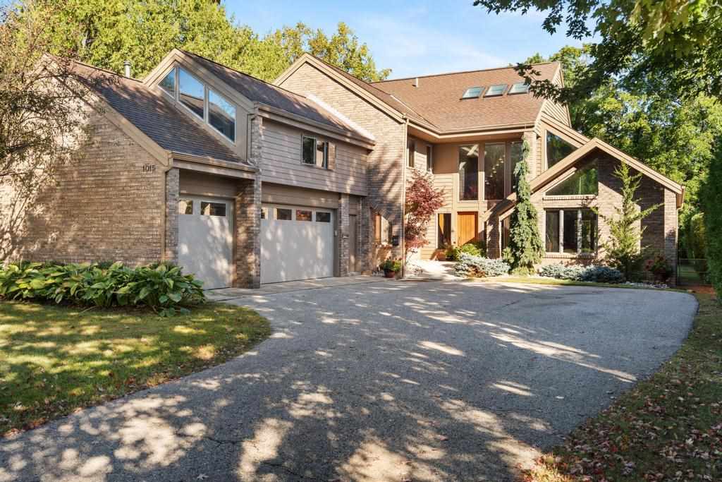 1015 Hill Street Petoskey MI 49770