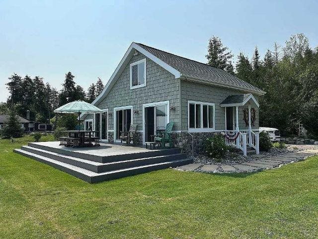 1324 Wenningway Mackinaw City MI 49701