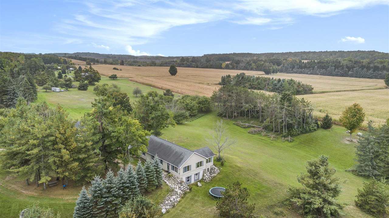 11355 N Us - 31 Charlevoix MI 49720