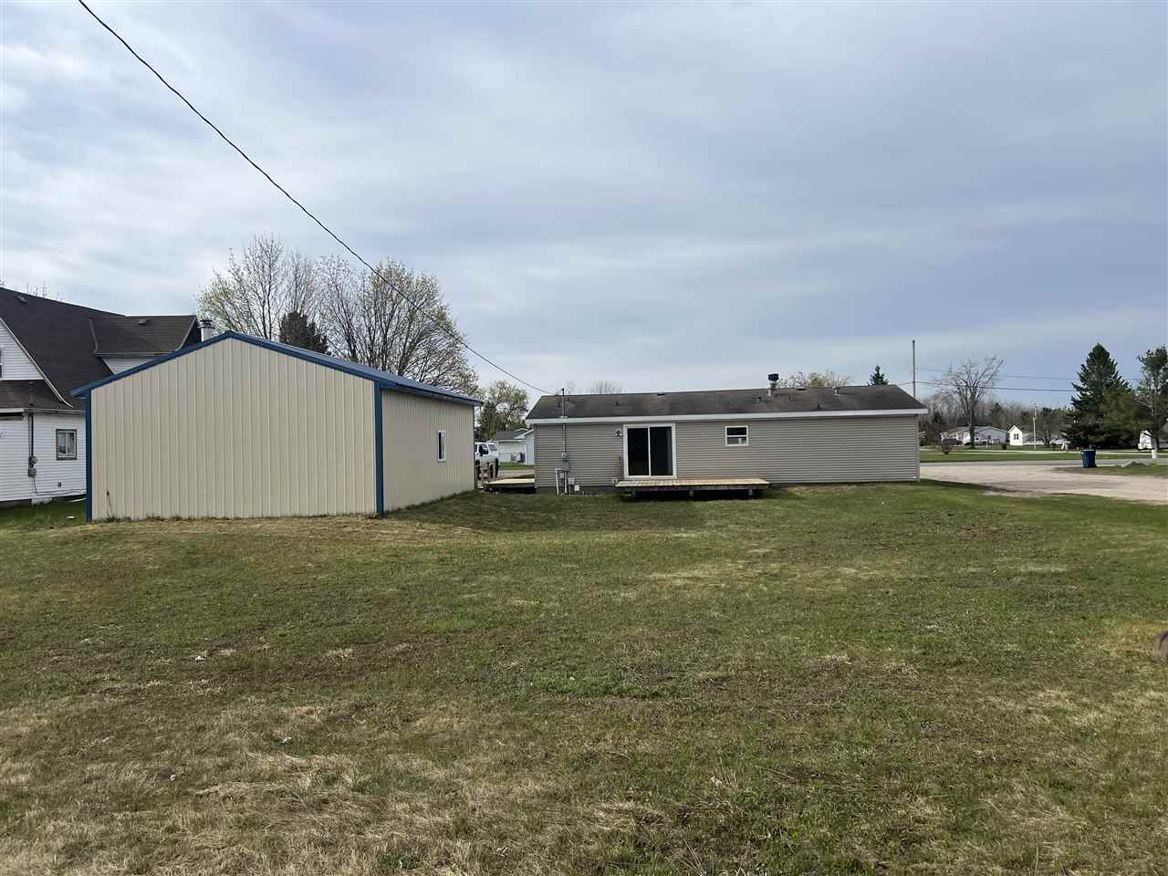 6615 Mill Street Pellston MI 49769