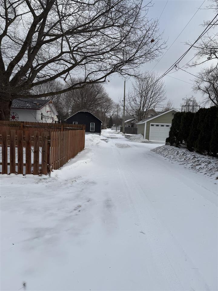 114 E Hurlbut Avenue Charlevoix MI 49720