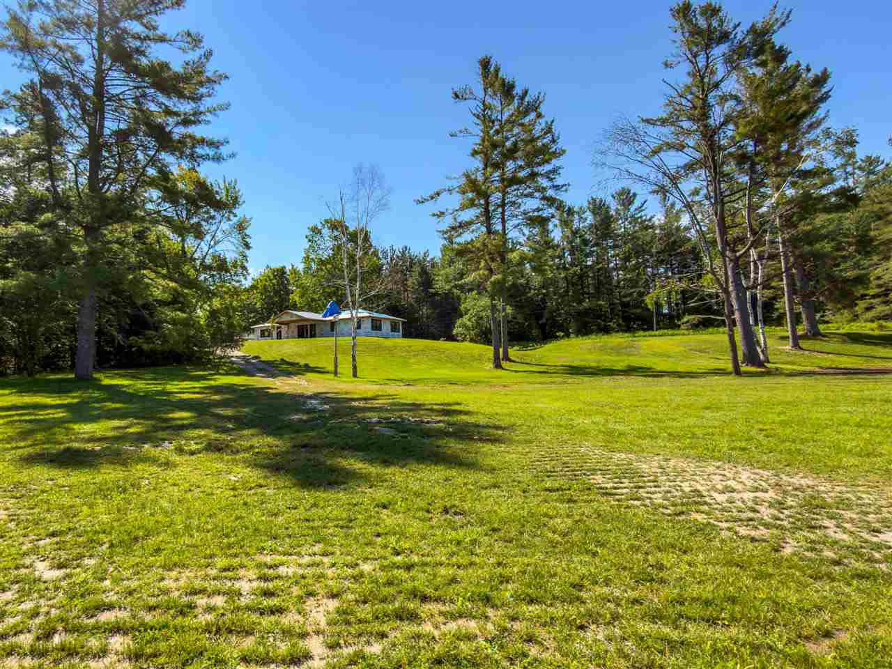 8803 Carter Road Cheboygan MI 49721