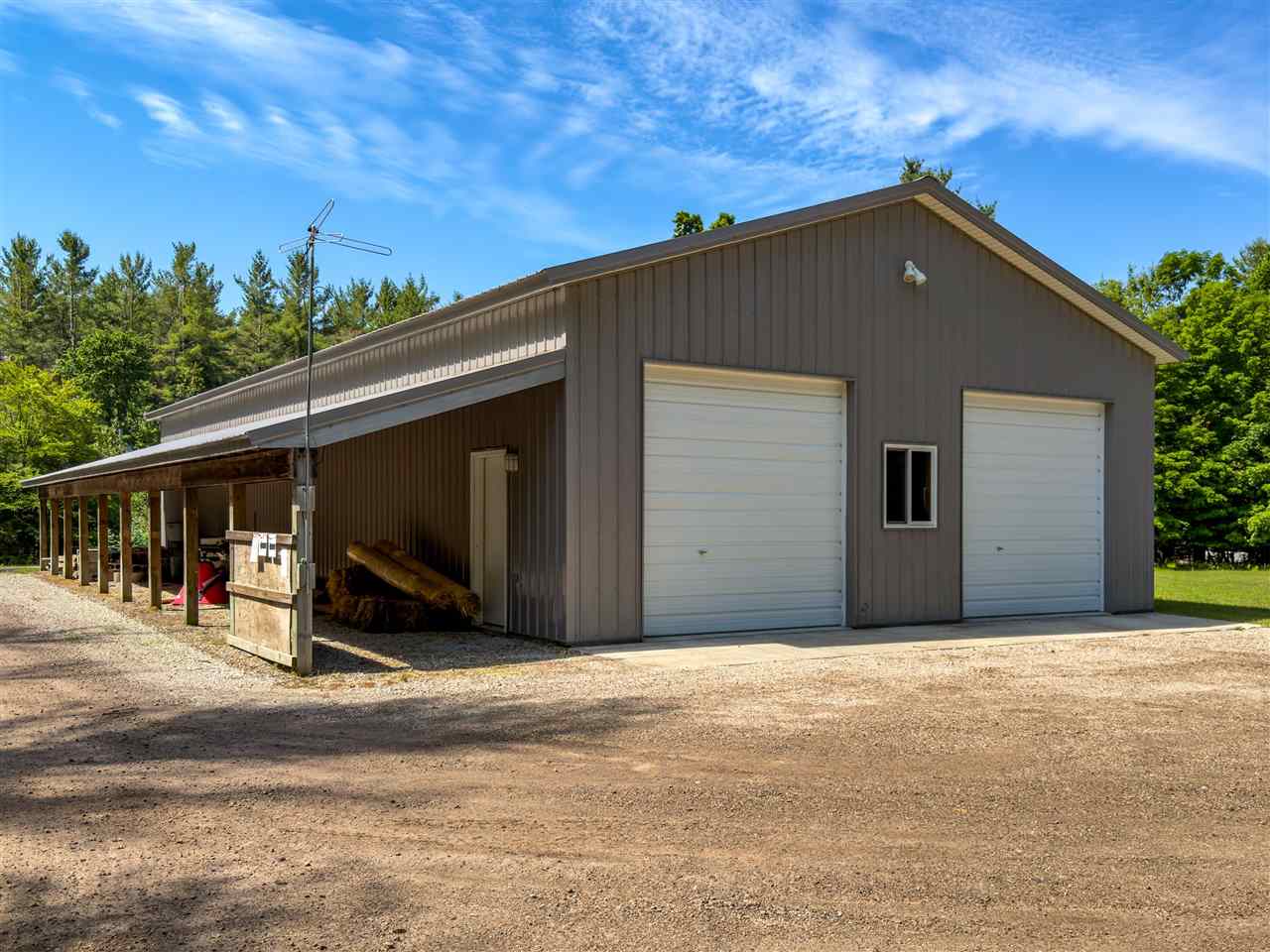 8803 Carter Road Cheboygan MI 49721