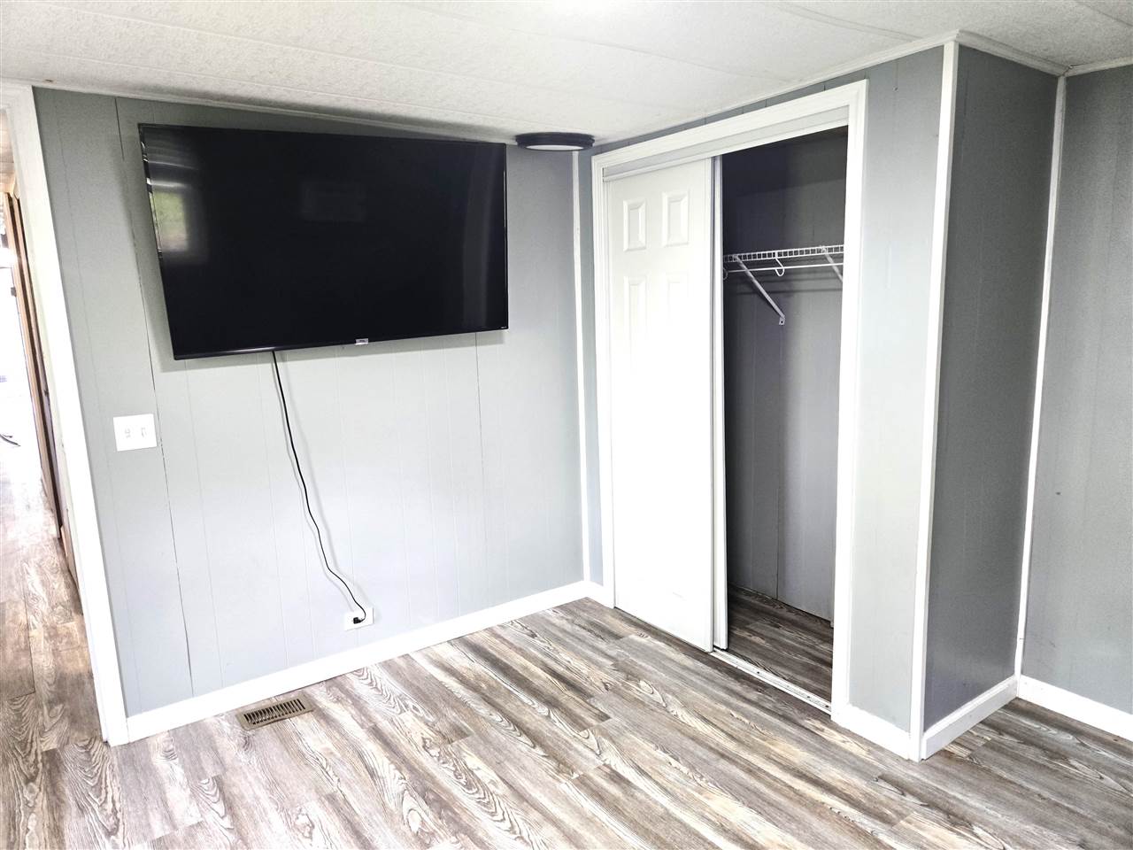 12600 Lake Terrace Charlevoix MI 49720