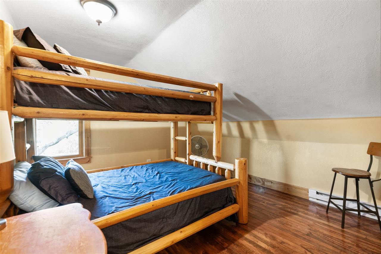 3965 Saint Nicholas Road Pellston MI 49769
