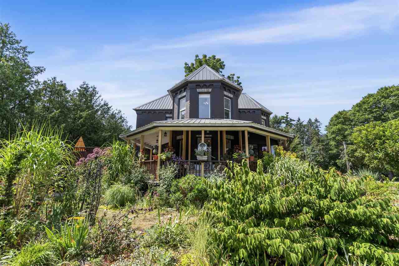 108 Petoskey Avenue Charlevoix MI 49720