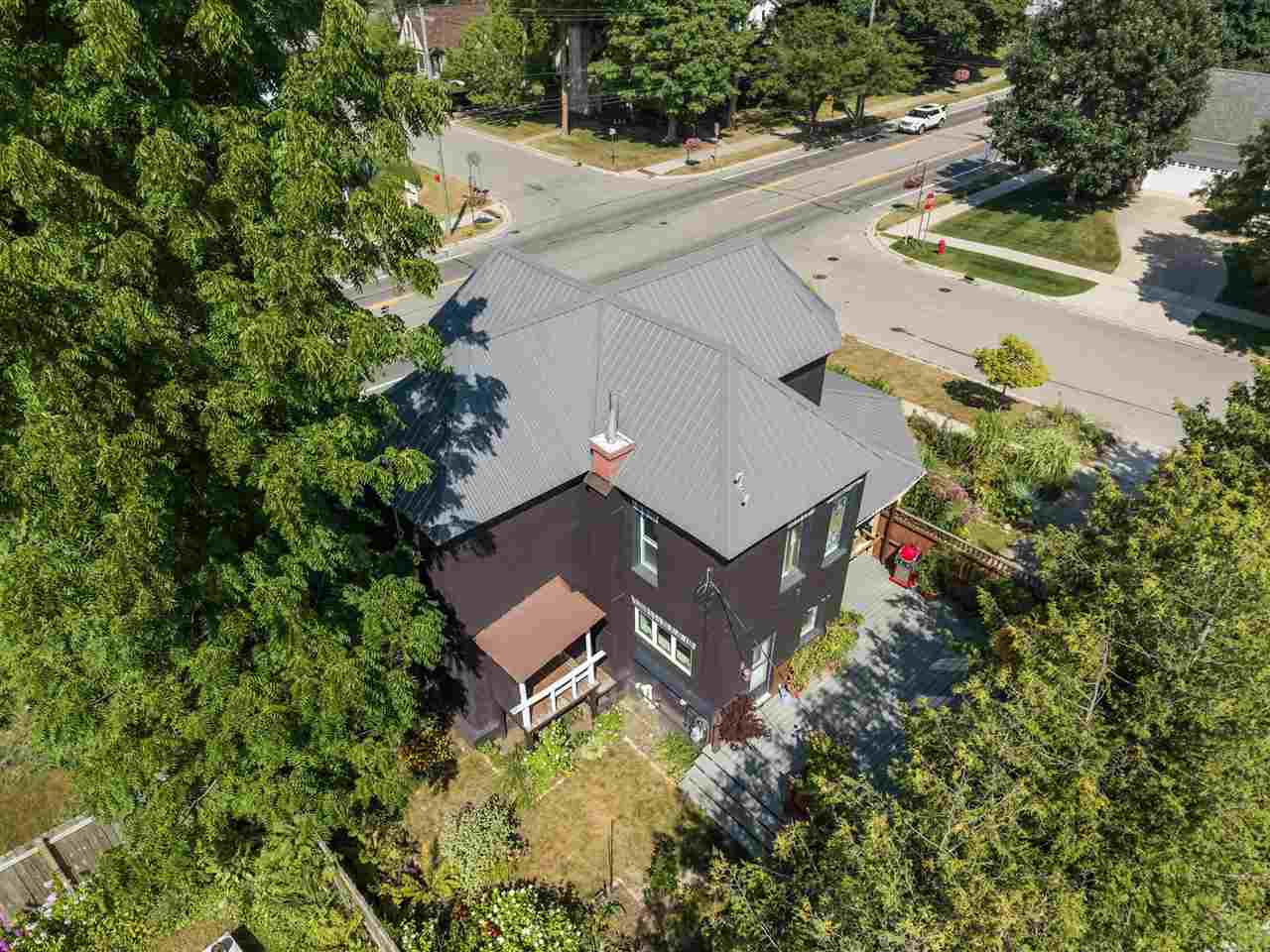 108 Petoskey Avenue Charlevoix MI 49720