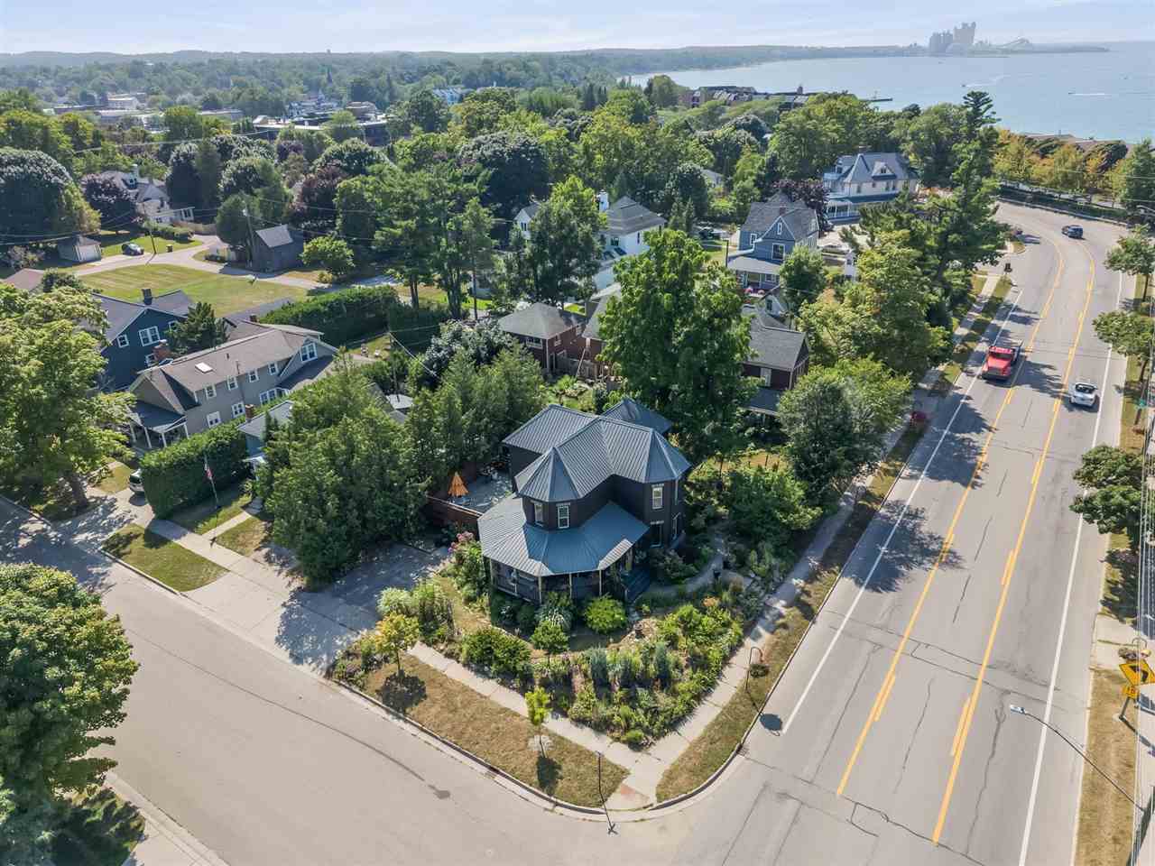 108 Petoskey Avenue Charlevoix MI 49720