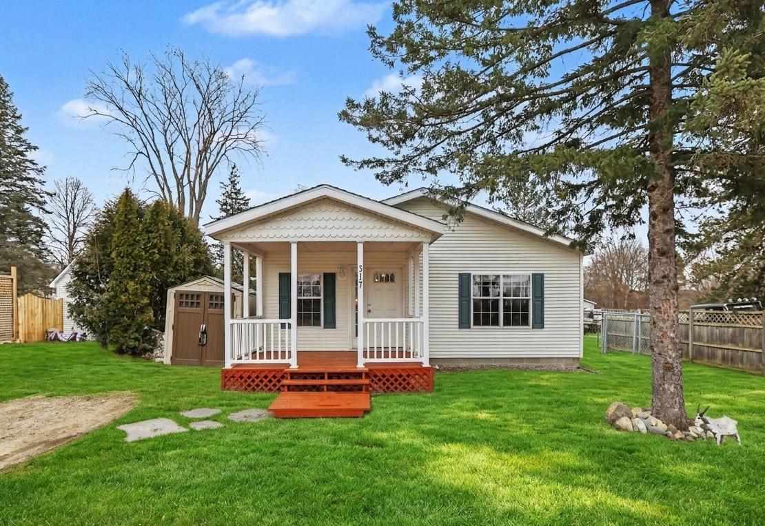 317 Maple Street East Jordan MI 49727