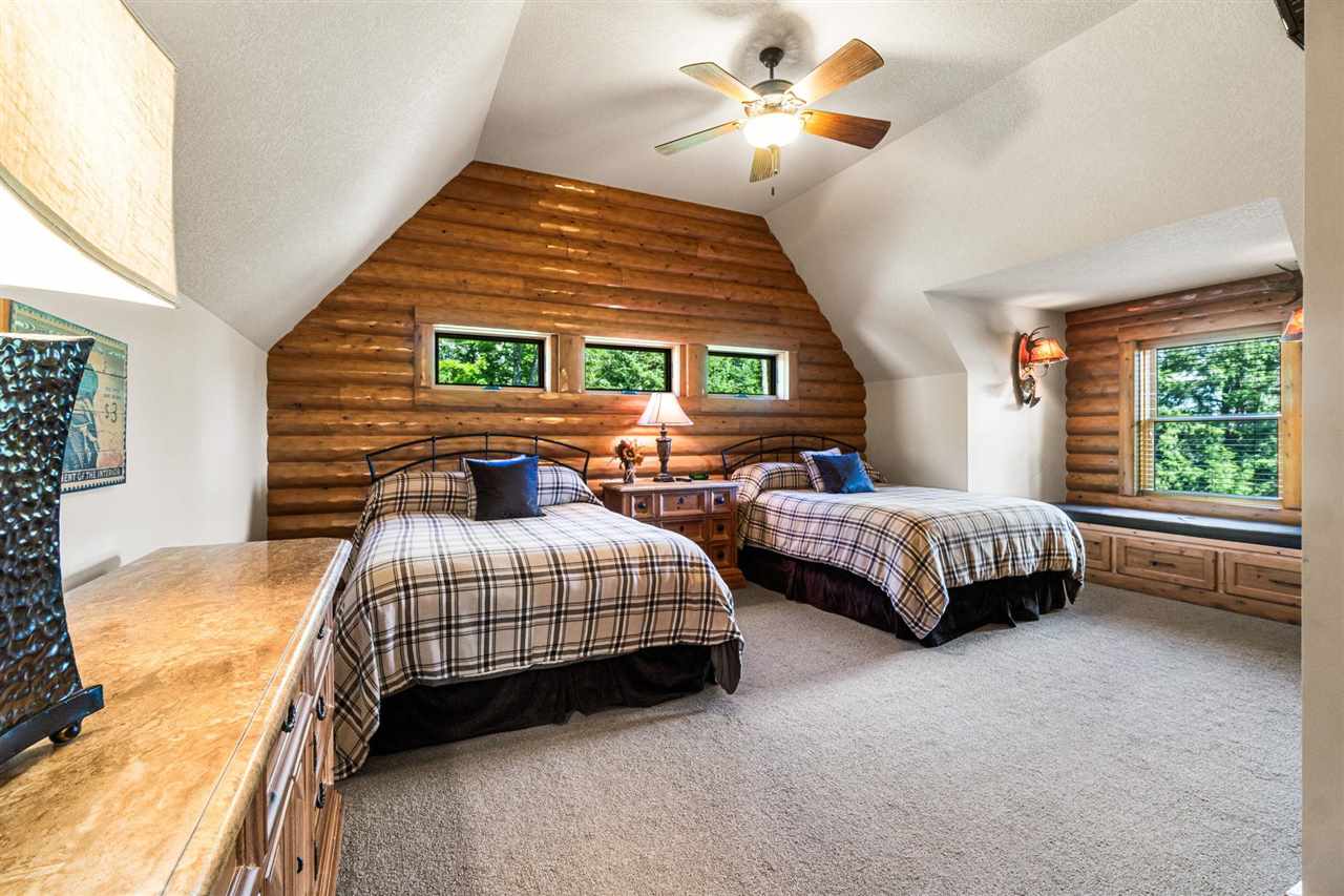 14216 M-32 East Road Johannesburg MI 49751