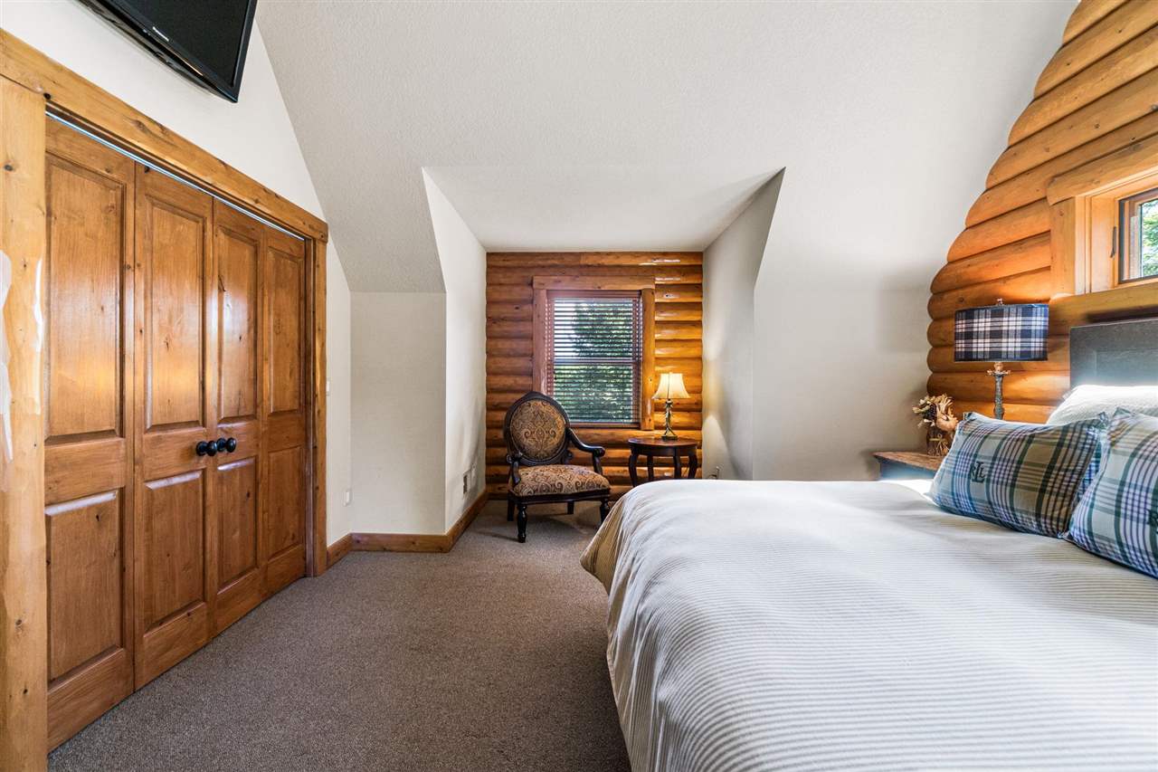 14216 M-32 East Road Johannesburg MI 49751