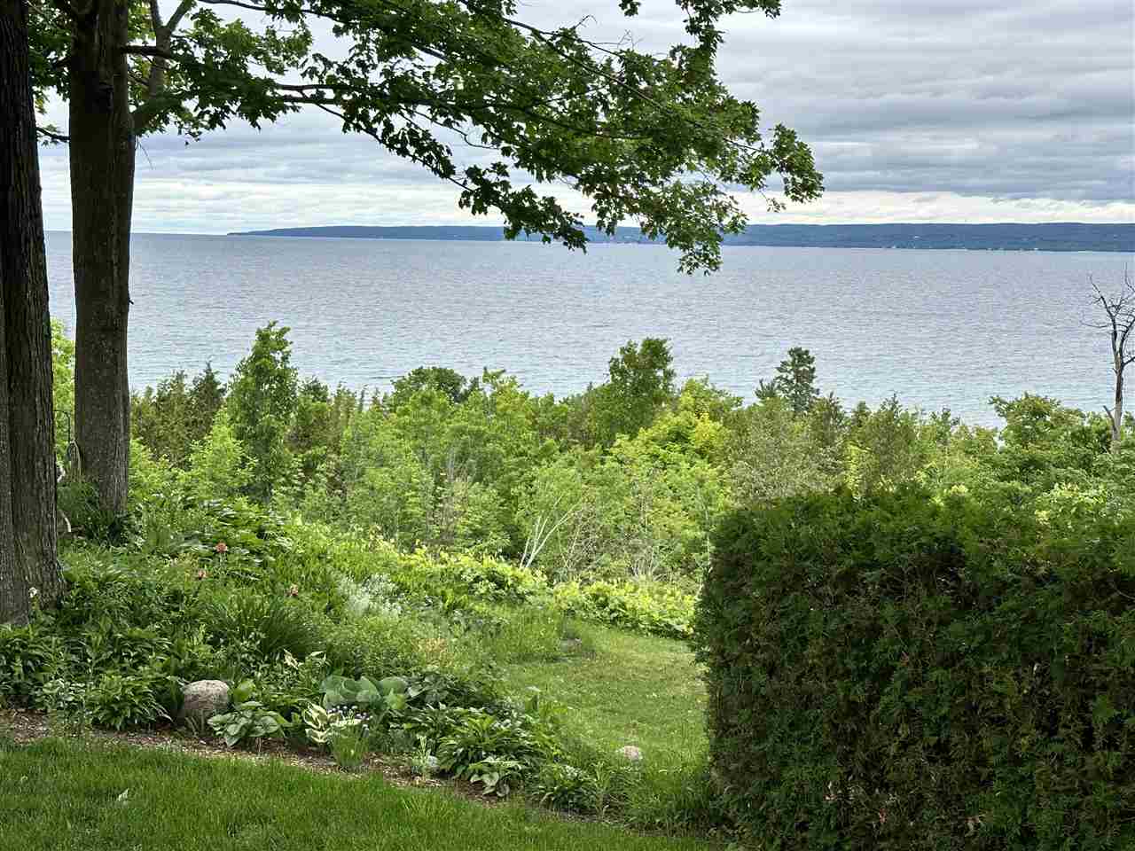 7400-68 Lakeview Drive Charlevoix MI 49720