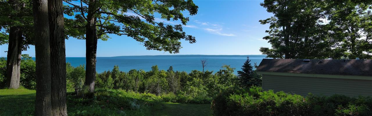 7400-68 Lakeview Drive Charlevoix MI 49720