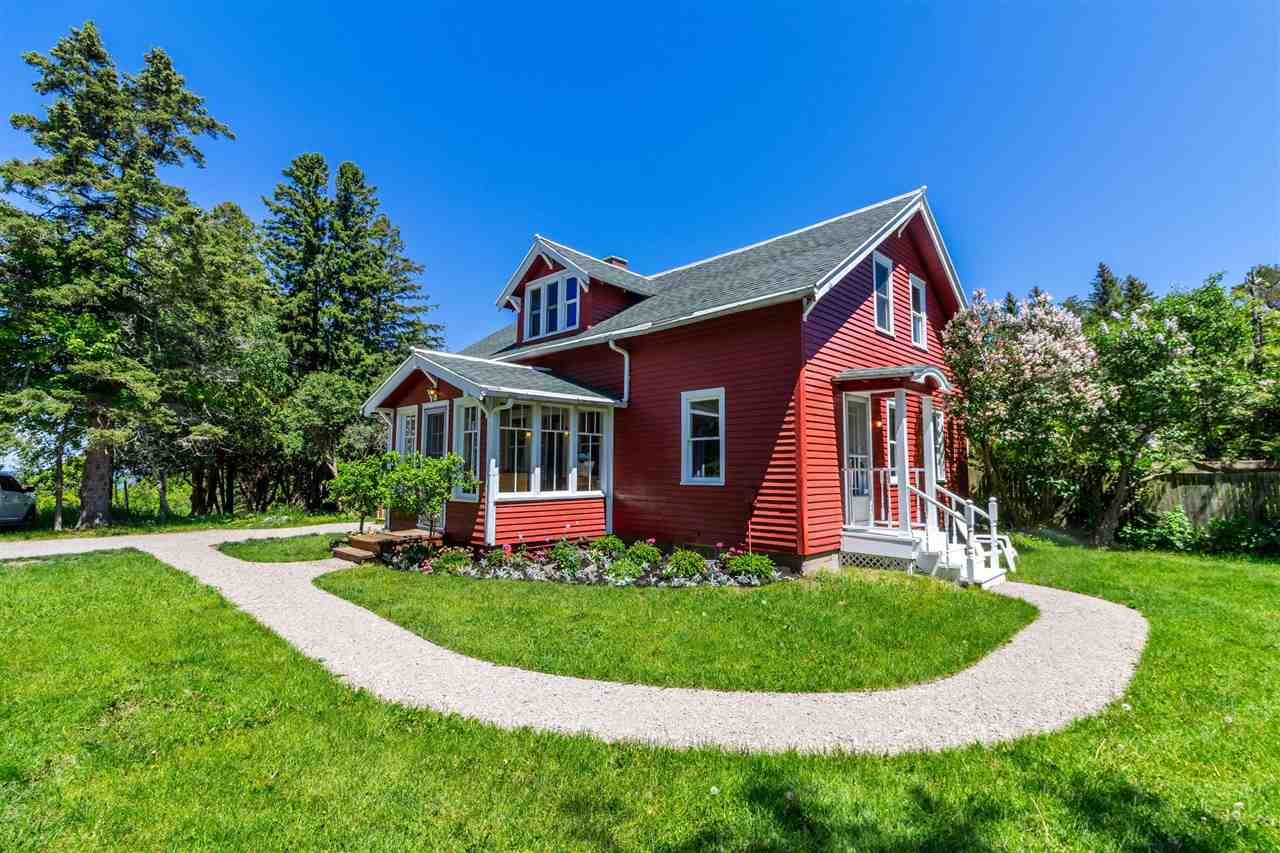 6167 Chippewa Drive Harbor Springs MI 49740