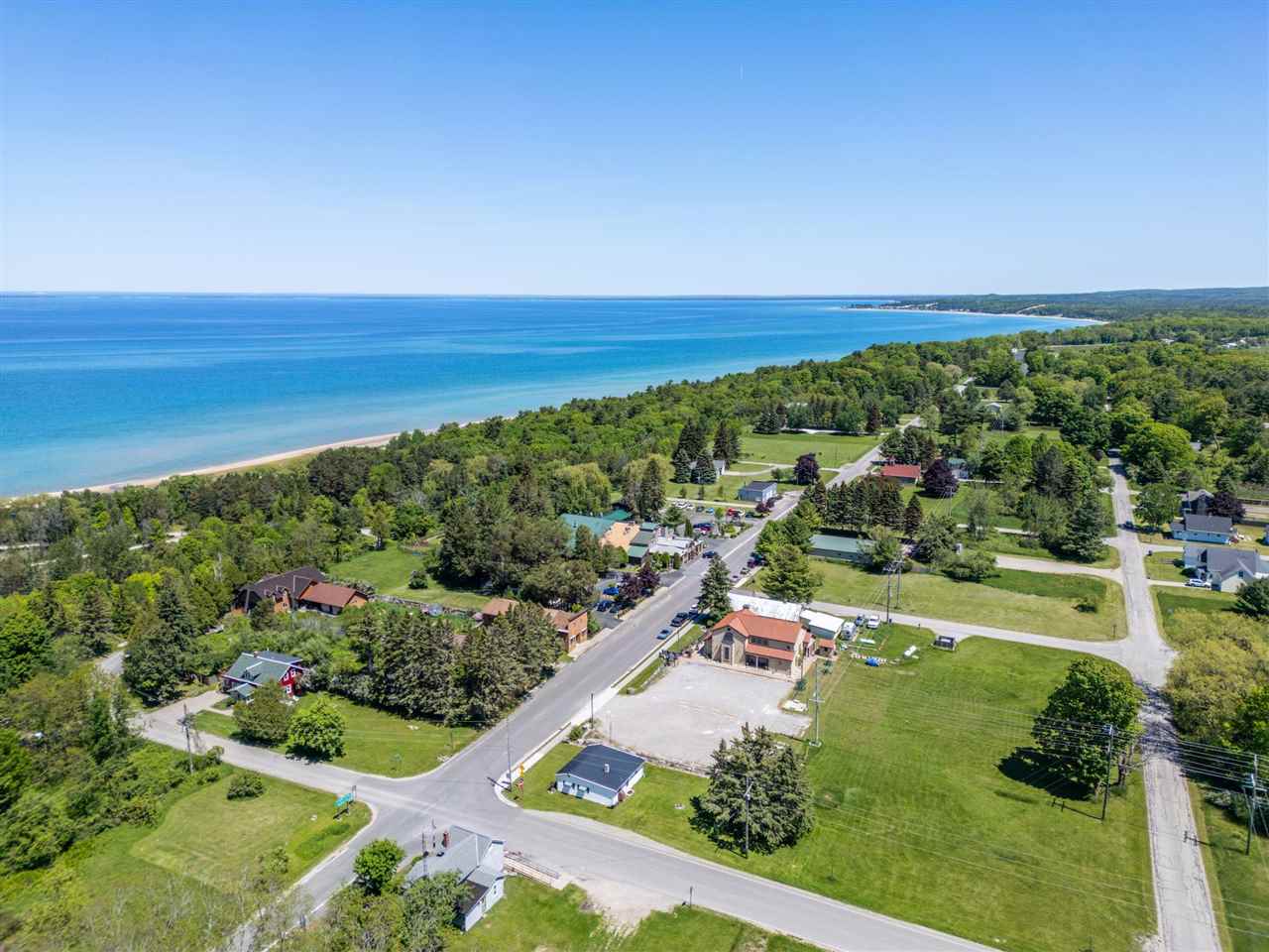 6167 Chippewa Drive Harbor Springs MI 49740