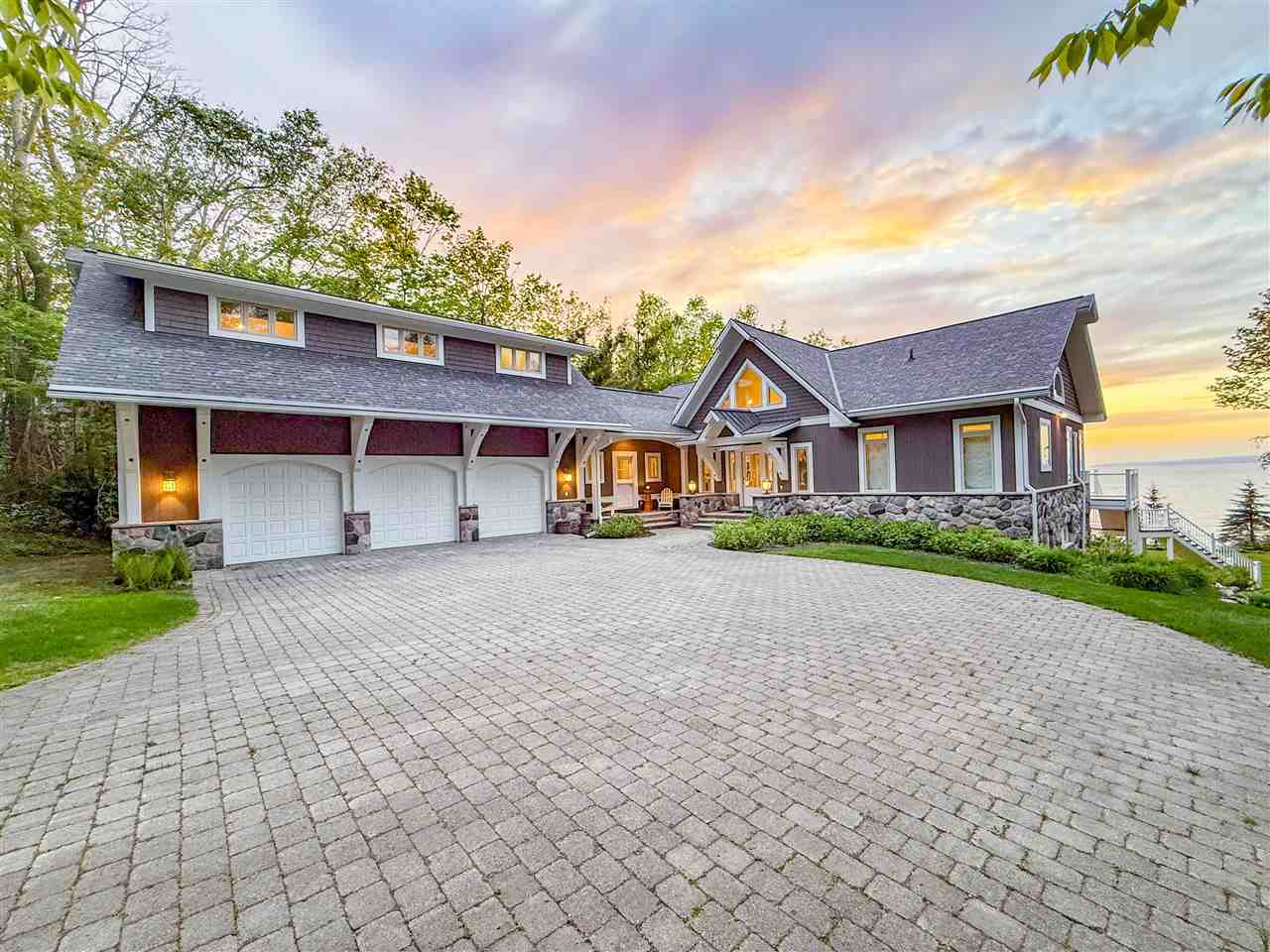 6714 N Preserve Drive Bay Harbor MI 49770