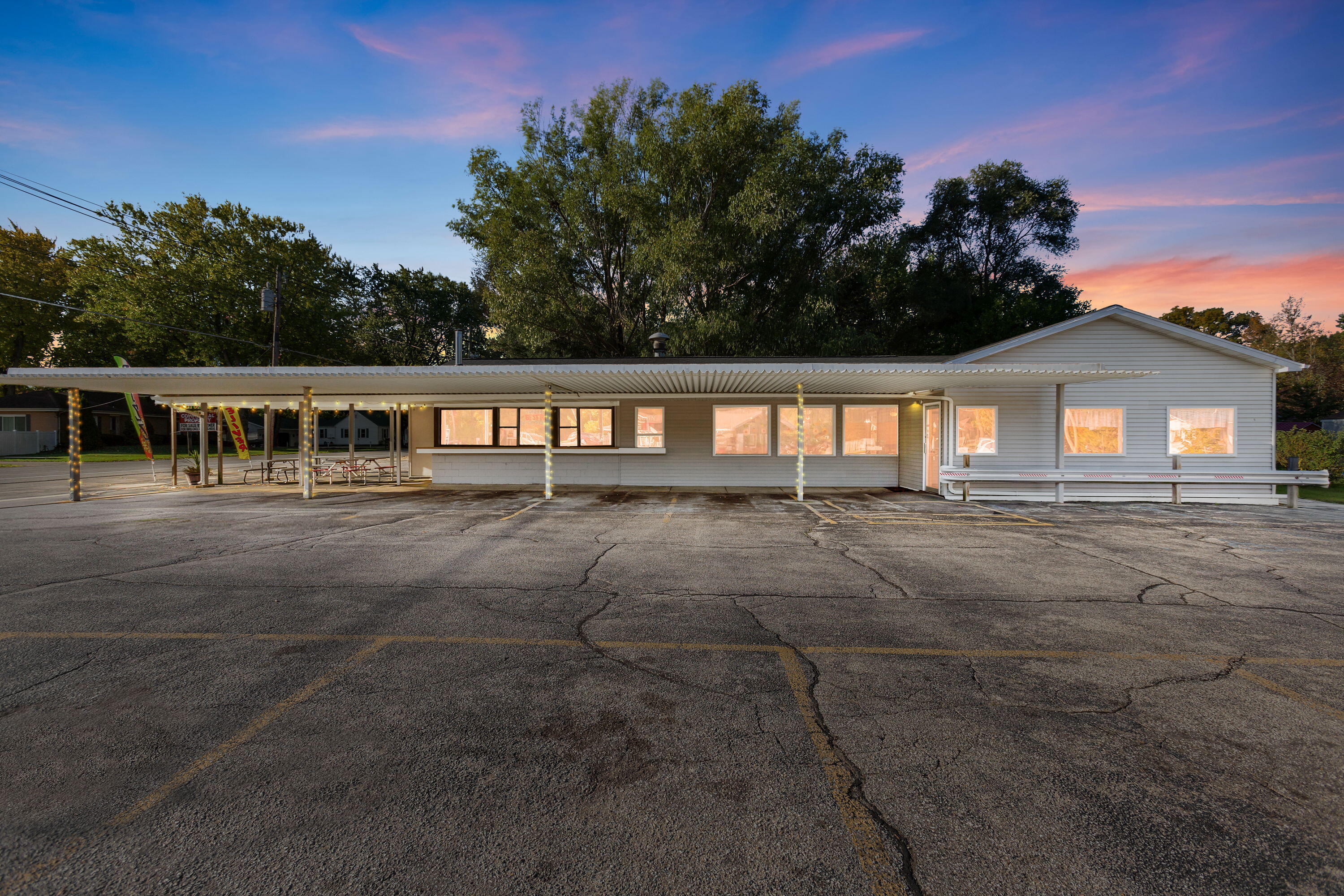 5036 Paw Paw Lake Road Coloma Charter Township MI 49038